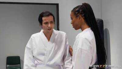 Kira Noir - Ricky Spanish - Fighting Foot Domination - veryfreeporn.com