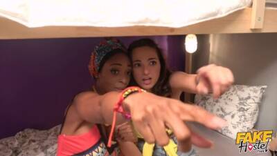 Steve Qute - The Spider - porntry.com