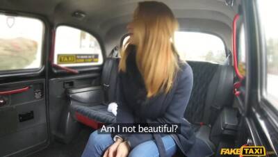 Czech beauty with nice shaved pussy - porntry.com - Czech Republic