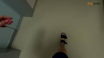 Devushka Delaet Minet Na Publichnom Balkone A Potom Gulyaet So Spermoi Na Lice - hclips.com