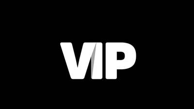 VIP4K. During selfie session blonde notices black BFs rod - nvdvid.com