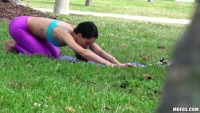 Tappin That Yoga Booty - porntry.com