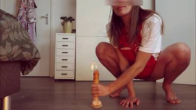 Amateur Pawg Celebrates By Riding Two Dildos In An Ajax Shirt - hclips.com