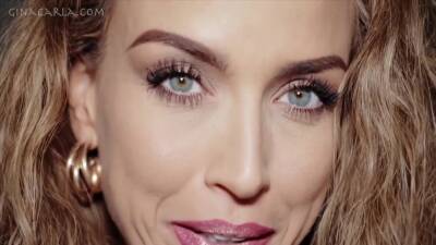 29 September 2021 - Chat And Ear Smooching - hclips.com