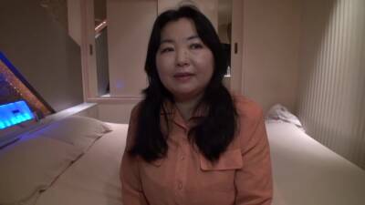 五十路のみちこさんは性欲上昇中で生ハメ求めちゃう - txxx.com - Japan