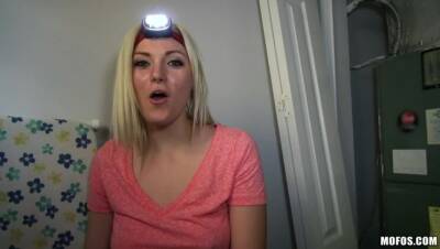 Jenna Ivory - A Brand-Spunking-New Necklace - porntry.com