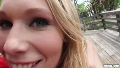 Two Hula Dancing Hotties - porntry.com