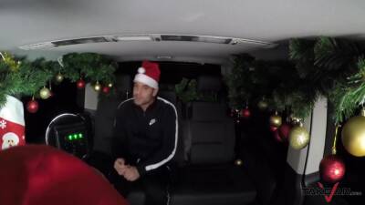 Christmas Fucking In The Car - upornia.com