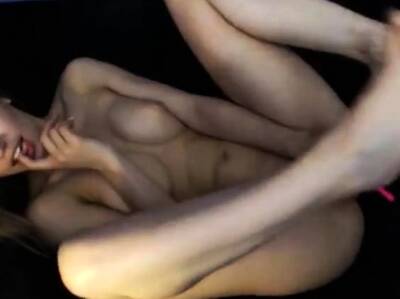 Petite Babe having fun masturbating - icpvid.com