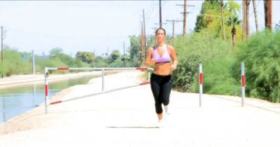 Eva Lovia - Sassy brunette Eva Lovia is posing in front of the camera - icpvid.com