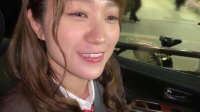 美女がチ○ポに馬乗り騎乗位セックスで腰を振りまくる - upornia.com - Japan