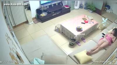 Hackers use the camera to remote monitoring of a lover's home life.*** - hclips.com