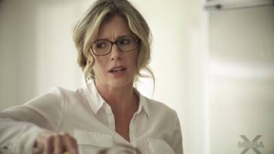 9 August 2021 - The Bully Meets - hclips.com