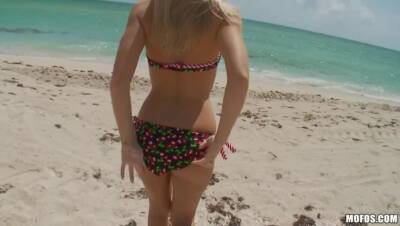 GF Can't Wait for Cock - porntry.com