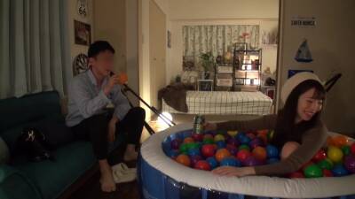 立ちバックでガン突きされてハメ潮漏らすドスケベ女2522WWWWWWWWWW - upornia.com - Japan