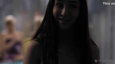 Keeping Both Daughters Happy - upornia.com