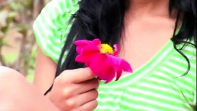 Paulina 18 Finger Pussy - nvdvid.com - Russia