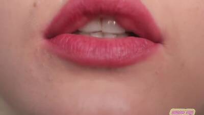 Sensual Crave Asmr - Close Up Kisses - hclips.com