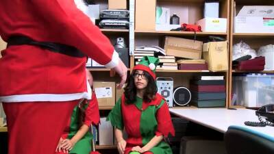 Santas elves became a little naughty - nvdvid.com