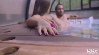 Miguel Zayas - Hot Pool Fuck - upornia.com - Usa