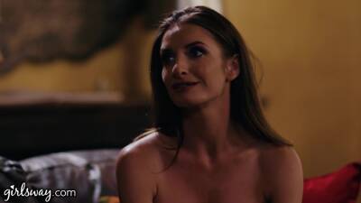 GIRLSWAY Hot MILF Silvia Saige And Her Long-Time Friend Take A Scissoring Break - txxx.com