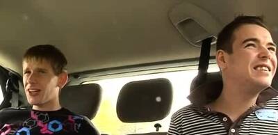 Bawdy homo boyz go hardcore in a car fucking awesomely hard - nvdvid.com