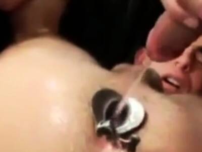 Pissing in Gaped Asscunt - icpvid.com