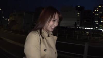 欲求不満のお姉さん２４歳が仕事のストレスでカラダの疼きを抑えきれず - txxx.com - Japan