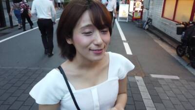 ショートカットの美人彼女とカメラの前で本気セックス - txxx.com - Japan