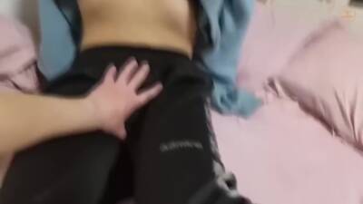 1 【個撮】出産間もない若き母、生活苦のためご主人の実家に子供を預け他人棒に犯 - txxx.com - Japan