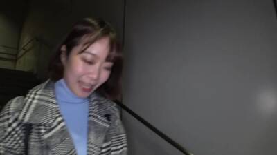 真面目そうな素人の美乳お姉さんが真性ドM体質だった - upornia.com - Jamaica