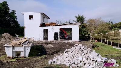 Cory Chase Show Us The Demolition Of Her Studio - txxx.com