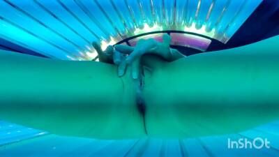 Trixie - Trixie Has Some Tanning Bed Fun - hclips.com