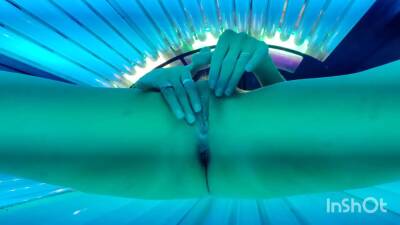 Trixie - Trixie Has Some Tanning Bed Fun - hclips.com