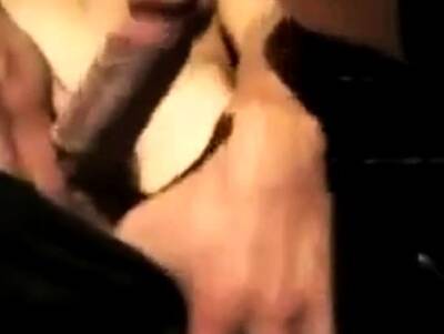 Playing in the garden - nvdvid.com