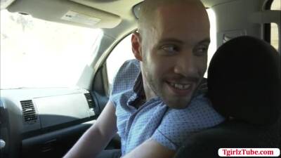 TBabe sucks dude bigcock on the backset - fetishpapa.com