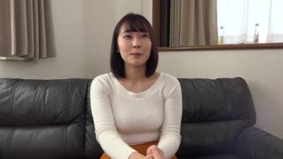 Hカップのふわパイ美人妻が禁断欲情の生ハメSEX - txxx.com - Japan