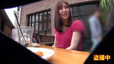 激しく突かれて色白おっぱいを揺さぶり絶頂するパパ活M女 - txxx.com - Japan