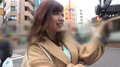 ドスケベ彼女が企画に釣られて外で男を逆ナンパ性欲全開でハメまくる - upornia.com - Japan