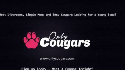 Bella Finger Bangs Her Bald Pussy Until She Cums - nvdvid.com