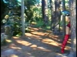 Guy fucks blonde TS in the forest - tubous.com