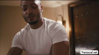 TS Eva Maxim let a Masseuse bang her ass - fetishpapa.com