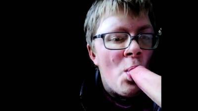 playing with a friend - drtvid.com