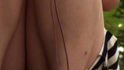 Japanese babe urinates - drtvid.com - Japan