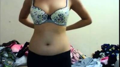 GF fingers herself and squirts - drtvid.com