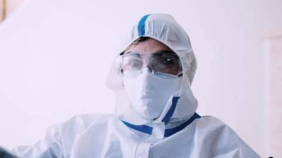 Teen in safety suit fucking her neighbor - drtvid.com