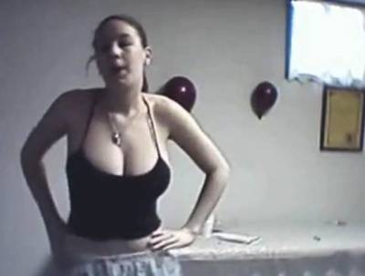 Big bouncing Canadian boobs - drtvid.com