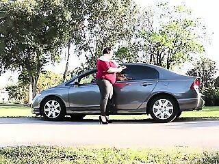 Plumps Porn Big Boob Breakdown, Milf - theyarehuge.com