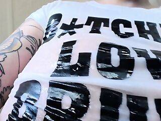 Big Asses You Love Oil Covered Titties - theyarehuge.com