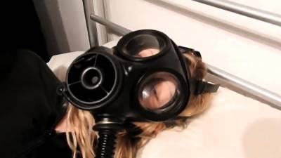 Fetish girls in latex using bdsm vibrators - drtvid.com